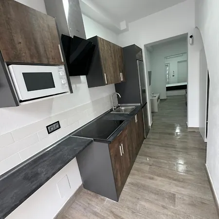 Martina 2 דירה *