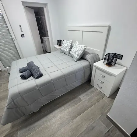 Apartamento Martina 2 *