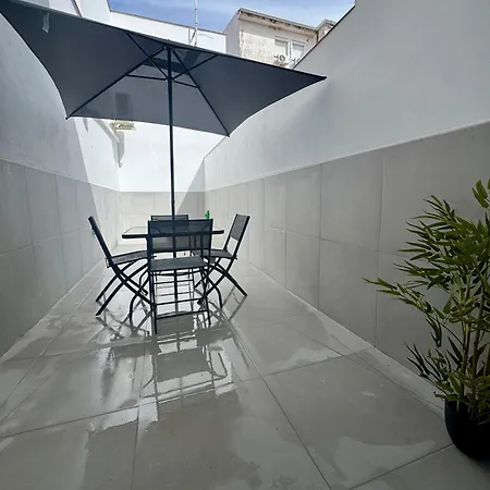 Martina 2 * מרידה