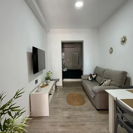 Apartamento Martina 2 *